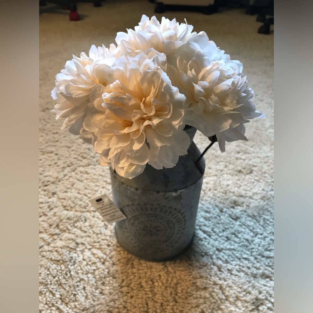 Farmhouse Wedding Galvanized Milk Can Floral Flowers Centerpiece Arrangement
